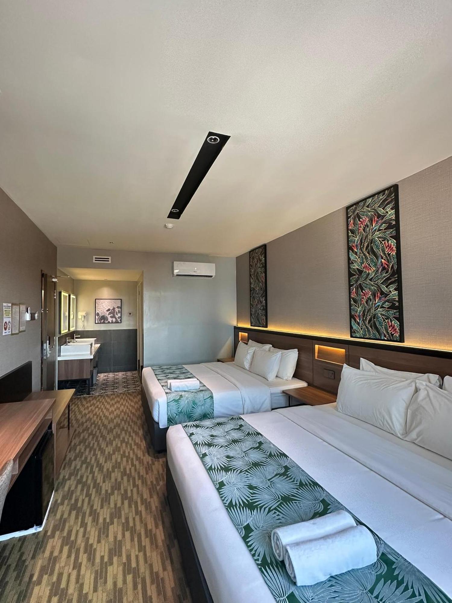 Nb Hotel Johor Bahru Exterior foto