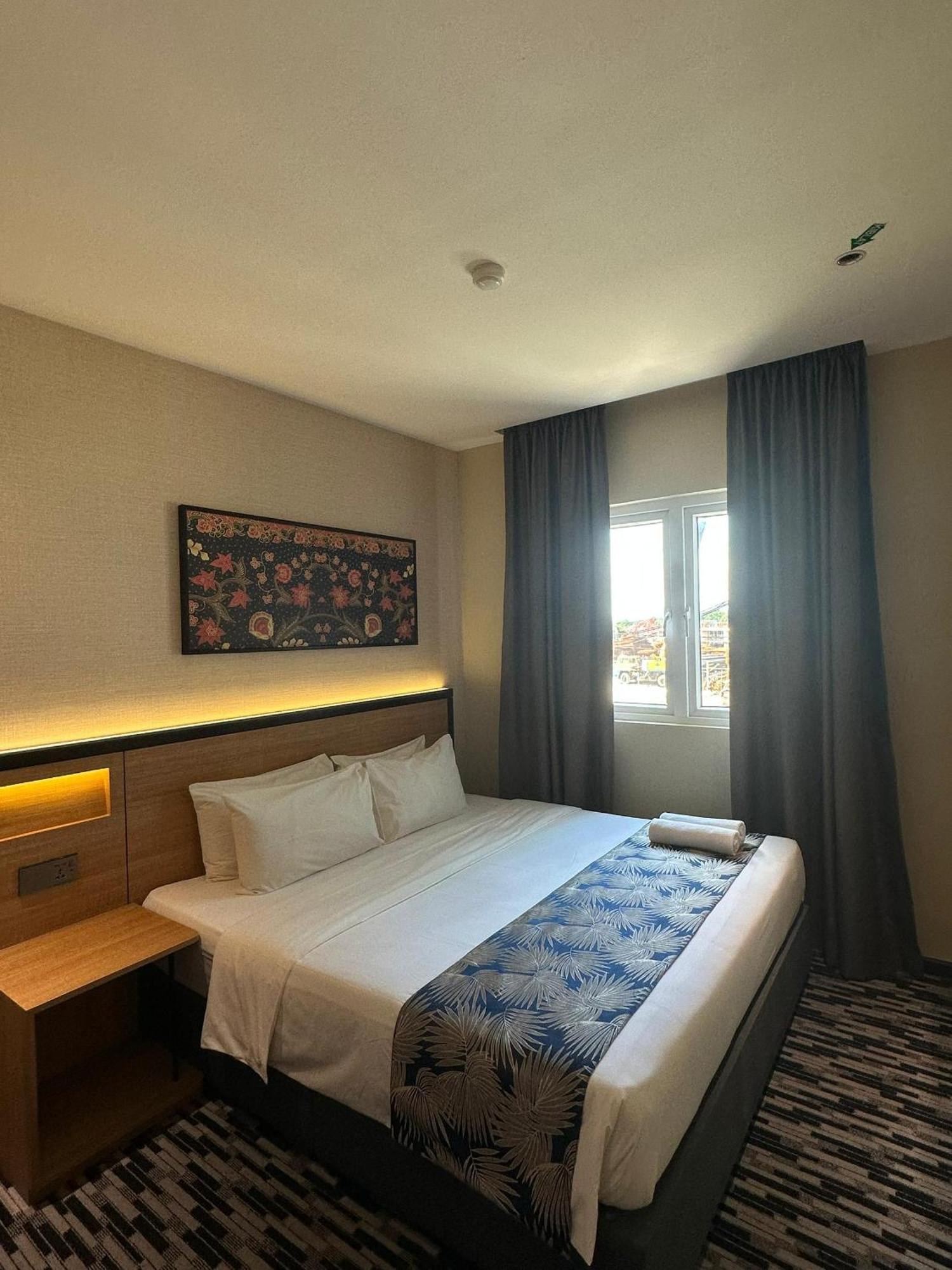 Nb Hotel Johor Bahru Exterior foto