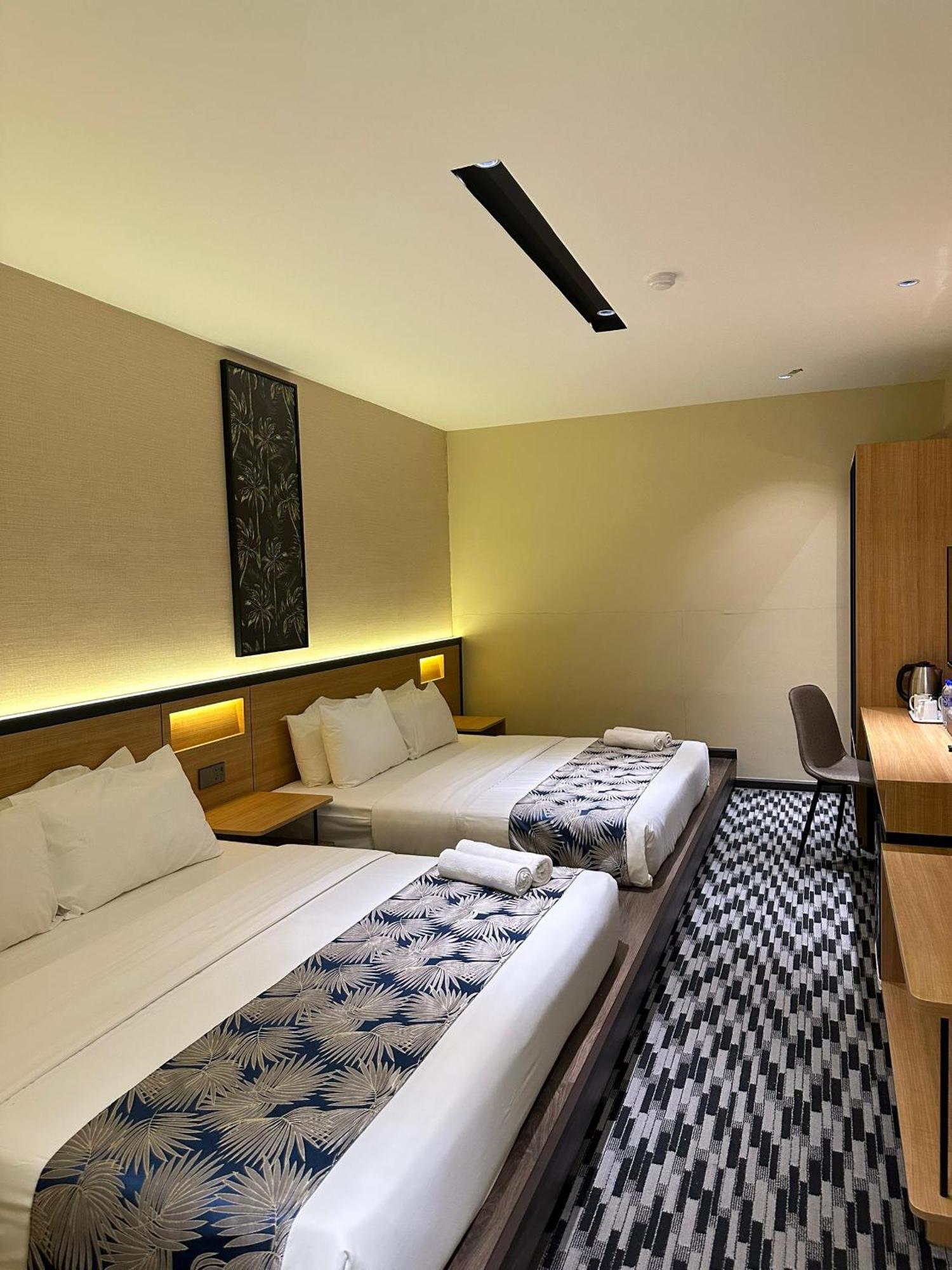 Nb Hotel Johor Bahru Exterior foto